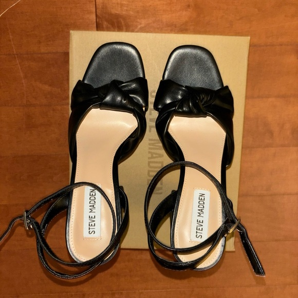 BRAND NEW STEVE MADDEN PLATFORM HEELS - Picture 3 of 5